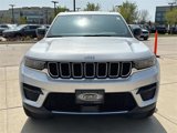 Used 2025 Jeep Grand Cherokee Laredo X w/ Luxury Tech Group I image 2