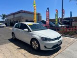 Used 2016 Volkswagen e-Golf SE w/ DC Fast Charging Package image 2