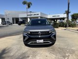 Used 2024 Volkswagen Taos SE image 2