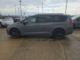 New 2025 Chrysler Pacifica Limited image 2