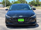 Used 2023 Hyundai Elantra SEL w/ Convenience Package image 3