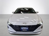 Used 2022 Hyundai Elantra Blue image 3