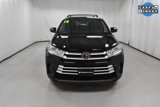 Used 2018 Toyota Highlander LE image 4