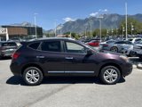 Used 2015 Nissan Rogue S image 2