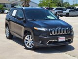 Used 2016 Jeep Cherokee Limited image 2