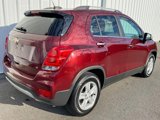 Used 2017 Chevrolet Trax LT w/ LT Convenience Package image 4