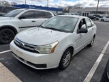 Used 2011 Ford Focus SE image 2