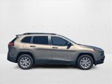 Used 2017 Jeep Cherokee Sport image 4