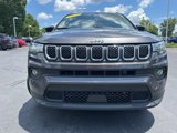 Used 2024 Jeep Compass Latitude image 2