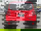 Used 2018 Jeep Renegade Latitude w/ Popular Equipment Group image 5
