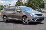 Used 2019 Chrysler Pacifica Limited image 4