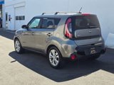 Used 2016 Kia Soul + image 3