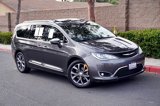 Used 2020 Chrysler Pacifica Limited image 3