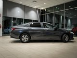 Used 2021 Hyundai Elantra SE image 2