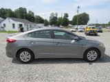 Used 2017 Hyundai Elantra SE image 4