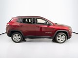 Used 2022 Jeep Compass Latitude image 4