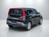 Used 2022 Kia Soul LX image 4