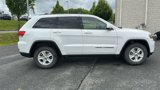 Used 2017 Jeep Grand Cherokee Laredo image 4