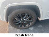 Used 2017 Jeep Grand Cherokee Altitude image 2
