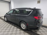 Used 2022 Chrysler Pacifica Touring-L image 3