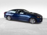 Used 2022 Nissan Altima 2.5 S image 2