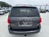 Used 2017 Dodge Grand Caravan SXT image 3