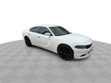Used 2016 Dodge Charger SXT image 2