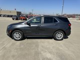 Used 2023 Chevrolet Equinox LT image 2