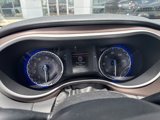 Used 2018 Chrysler Pacifica Touring-L image 2