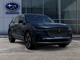 Used 2024 Lincoln Nautilus Premier w/ Equipment Group 102A image 3