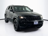 Used 2019 Jeep Grand Cherokee Laredo image 3