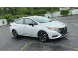 Used 2024 Nissan Versa SR image 2