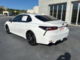 Used 2022 Toyota Camry SE image 3