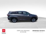 Used 2016 Toyota Highlander Limited Platinum image 4