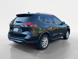 Used 2020 Nissan Rogue SV image 5