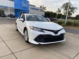 Used 2020 Toyota Camry LE image 2