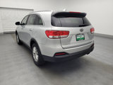 Used 2016 Kia Sorento LX image 5