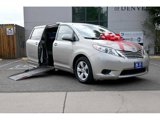 Used 2015 Toyota Sienna LE image 2