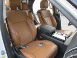 Used 2017 Land Rover Discovery HSE image 2