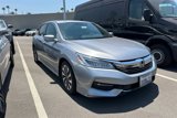 Used 2017 Honda Accord Touring image 2