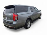 Used 2023 Chevrolet Suburban LT image 4