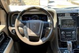 Used 2015 Lincoln Navigator L 4WD image 4