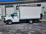 Used 2017 Chevrolet Express 3500 image 3