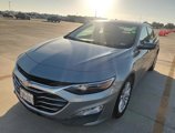 Used 2023 Chevrolet Malibu LT image 2