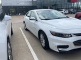 Used 2017 Chevrolet Malibu LT image 3