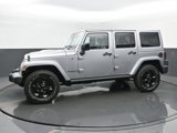 Used 2015 Jeep Wrangler Unlimited Sahara image 2