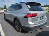 Used 2021 Volkswagen Tiguan SE w/ Panoramic Sunroof Package image 5
