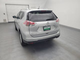 Used 2016 Nissan Rogue SV image 6