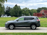 Used 2014 Nissan Rogue SV image 2