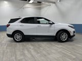 Used 2022 Chevrolet Equinox LT image 2